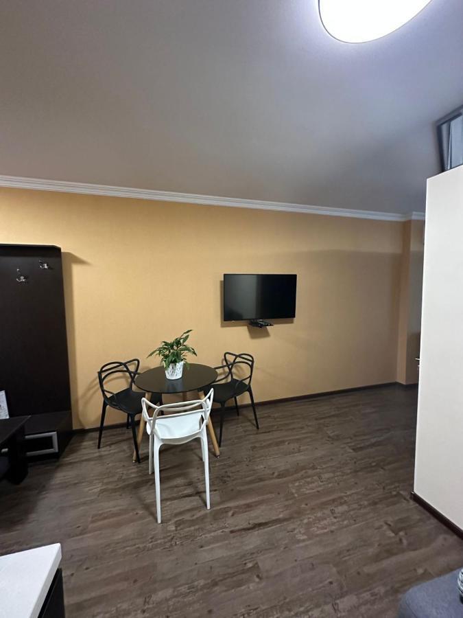 Pirosmani Mini Hotel Μπατούμι Εξωτερικό φωτογραφία