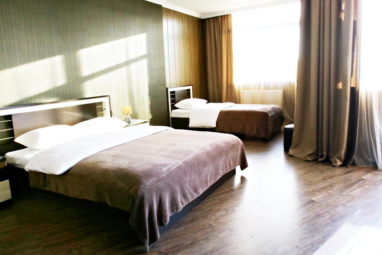 Pirosmani Mini Hotel Μπατούμι Εξωτερικό φωτογραφία