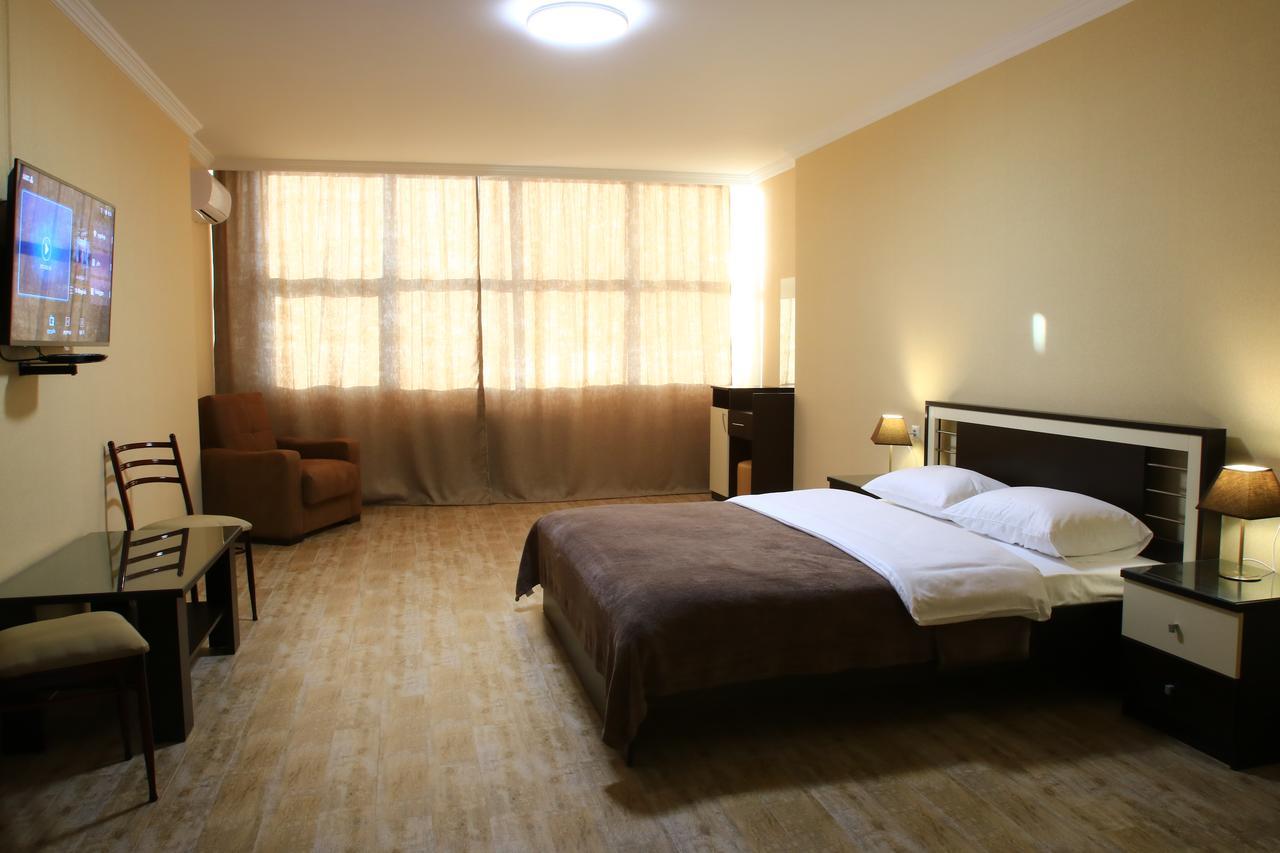 Pirosmani Mini Hotel Μπατούμι Εξωτερικό φωτογραφία